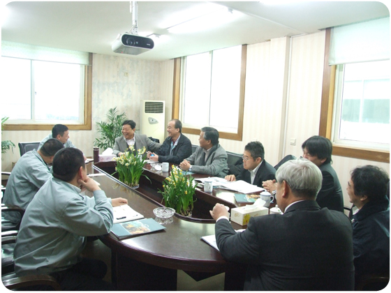 日本巖井總部相源社長(zhǎng)一行來(lái)我公司訪問(wèn)(圖1)